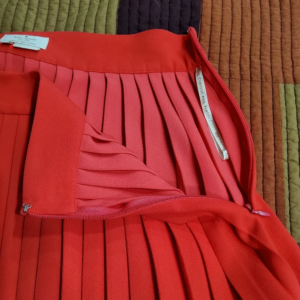 Kate Spade 100% Silk Red Pleated Midi Skirt Size 6